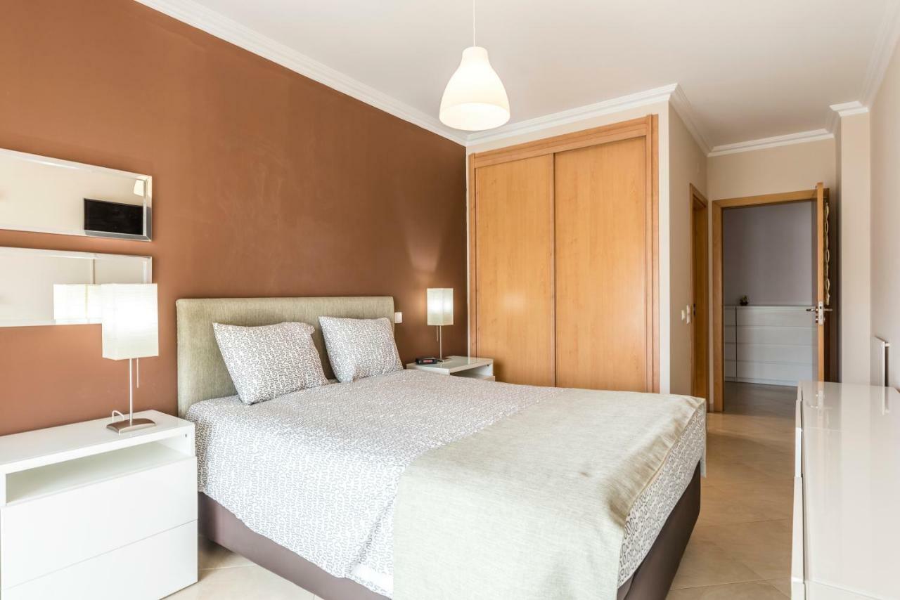 Apartamento Perto Praia, Com Piscina อัลวอร์ ภายนอก รูปภาพ